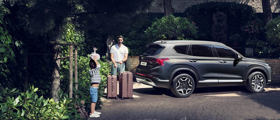 Familjebil på garageuppfarten