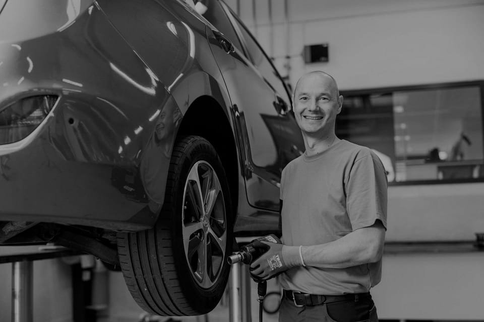 Bilpunkten bilverkstad i Borås för hjulskifte och annat verkstadsarbete